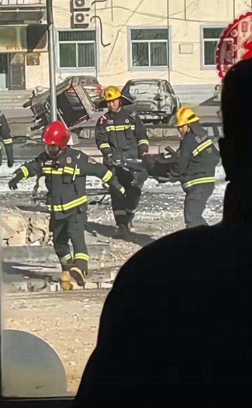 车间爆炸目击者发声,车间爆炸目击者发声视频