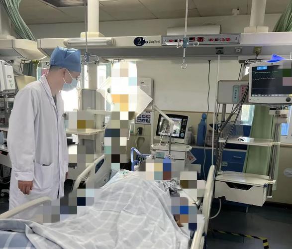 吃剩菜后被送医抢救,吃剩菜住进icu